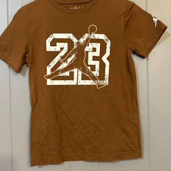 Jordan Other - Jordan Brown Short Sleeve '23' Graphic Tee